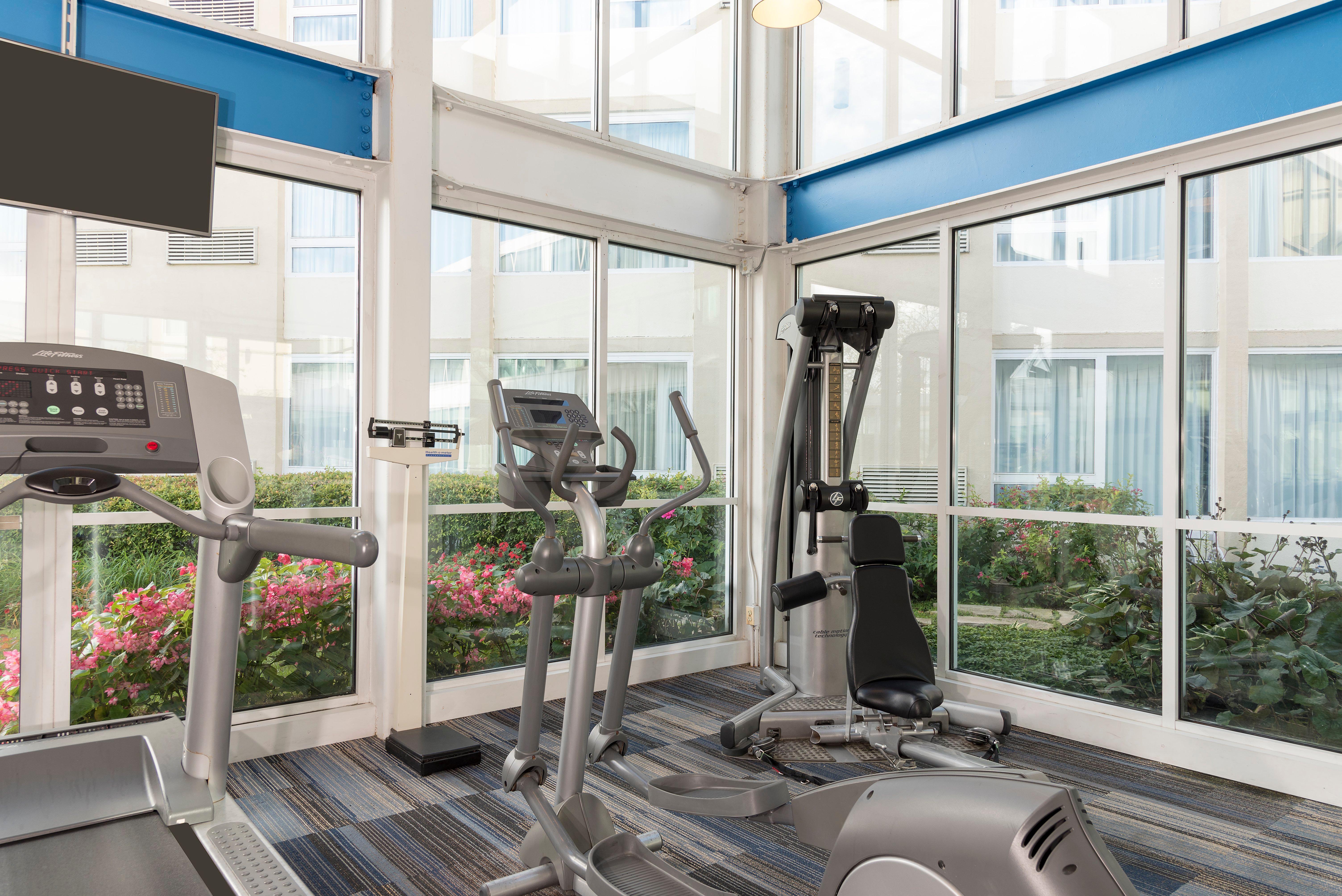 Holiday Inn Chicago - Elk Grove, An Ihg Hotel Elk Grove Village Bagian luar foto