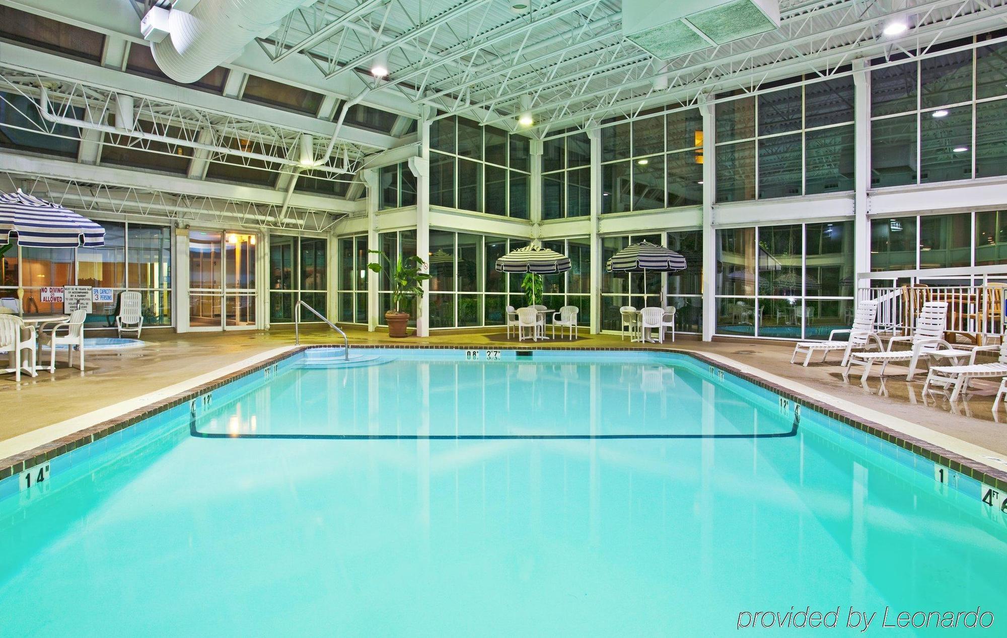 Holiday Inn Chicago - Elk Grove, An Ihg Hotel Elk Grove Village Fasilitas foto