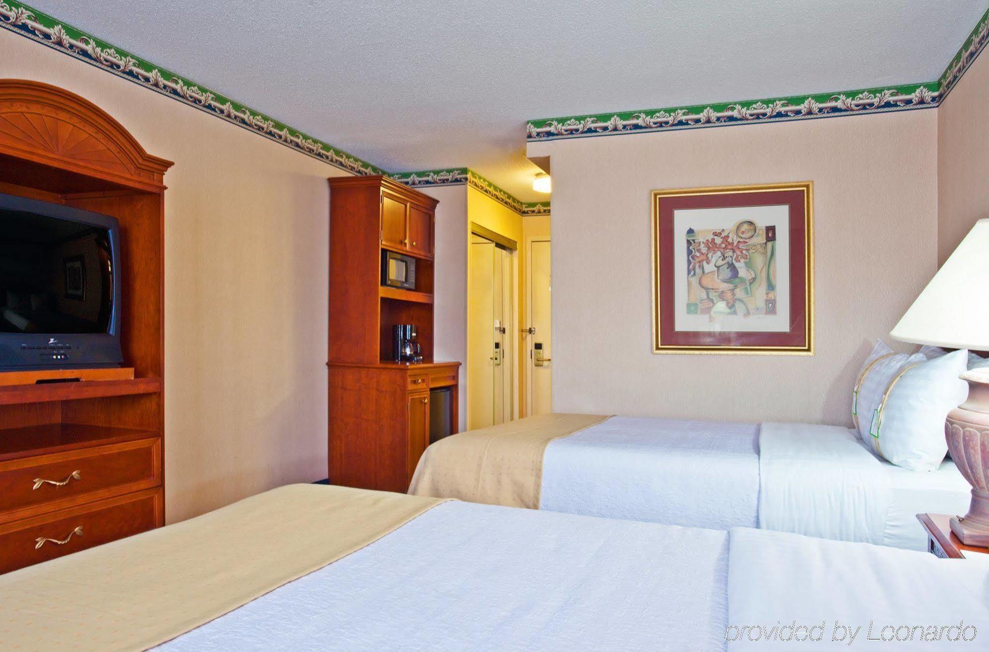Holiday Inn Chicago - Elk Grove, An Ihg Hotel Elk Grove Village Bagian luar foto